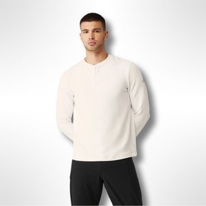 ALO Yoga - Medium - Cream - Micro Waffle Henley